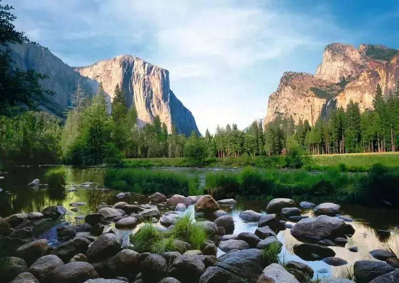 Yosemite Valley - Scratch and Dent - 1000pc Jigsaw Puzzle by Ravensburger  Learn More